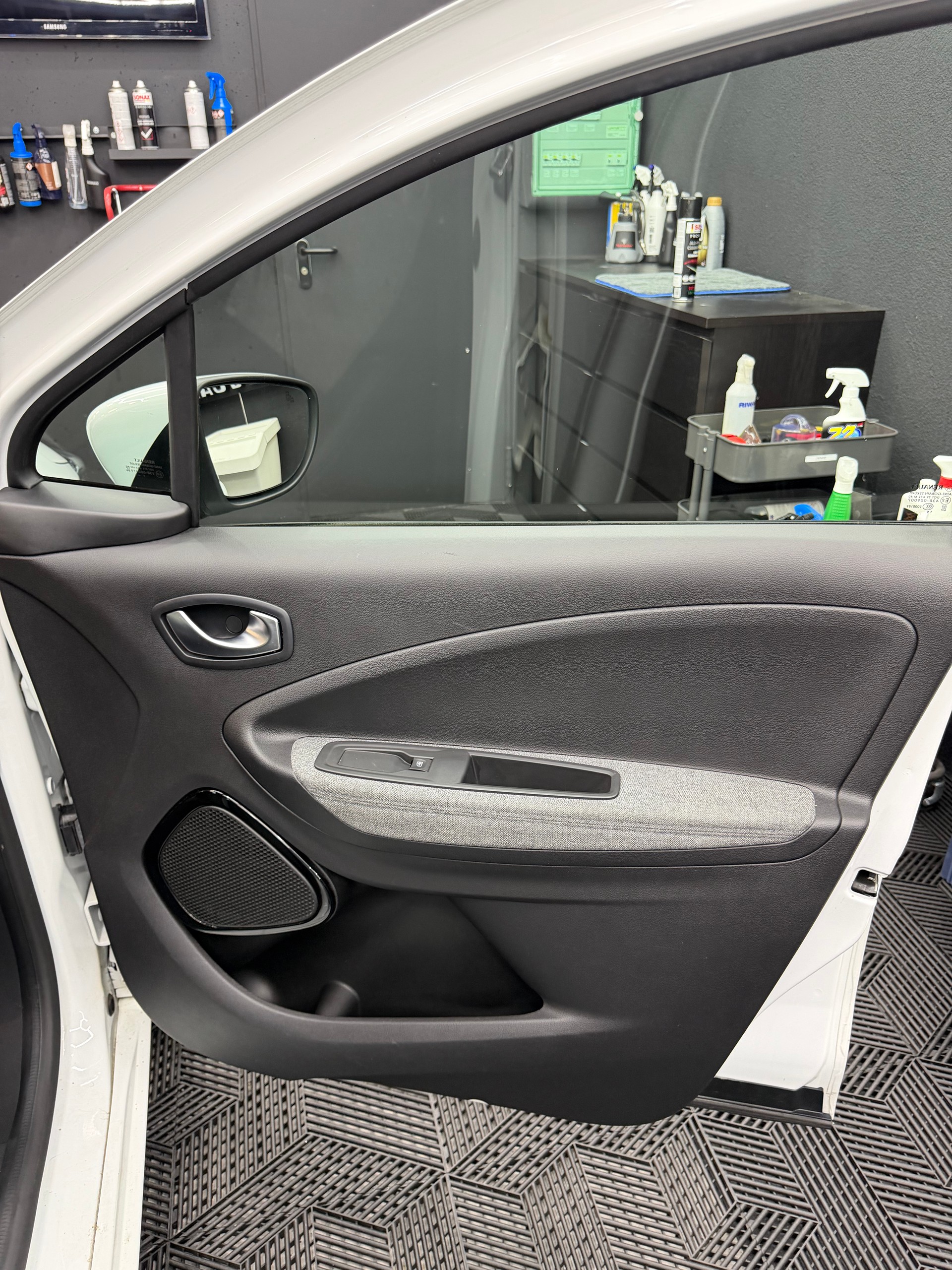 RENAULT Zoe Intens R135 (incl. Batterie)-image-12