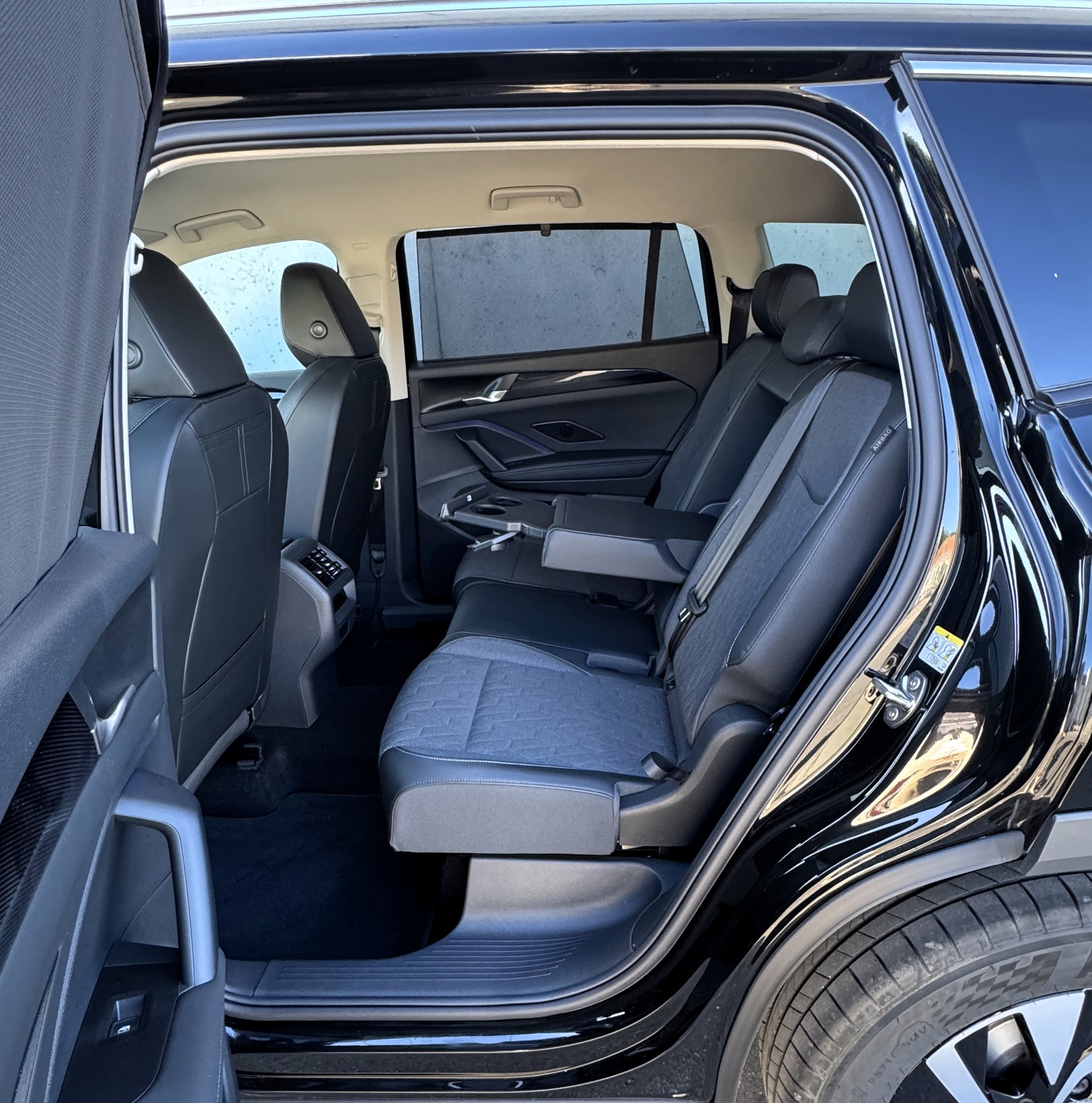 VW Tayron 1.5 TSI evo2 mHEV Life DSG mit Herstellergarantie 7 Plätzer und wie neu-image-10