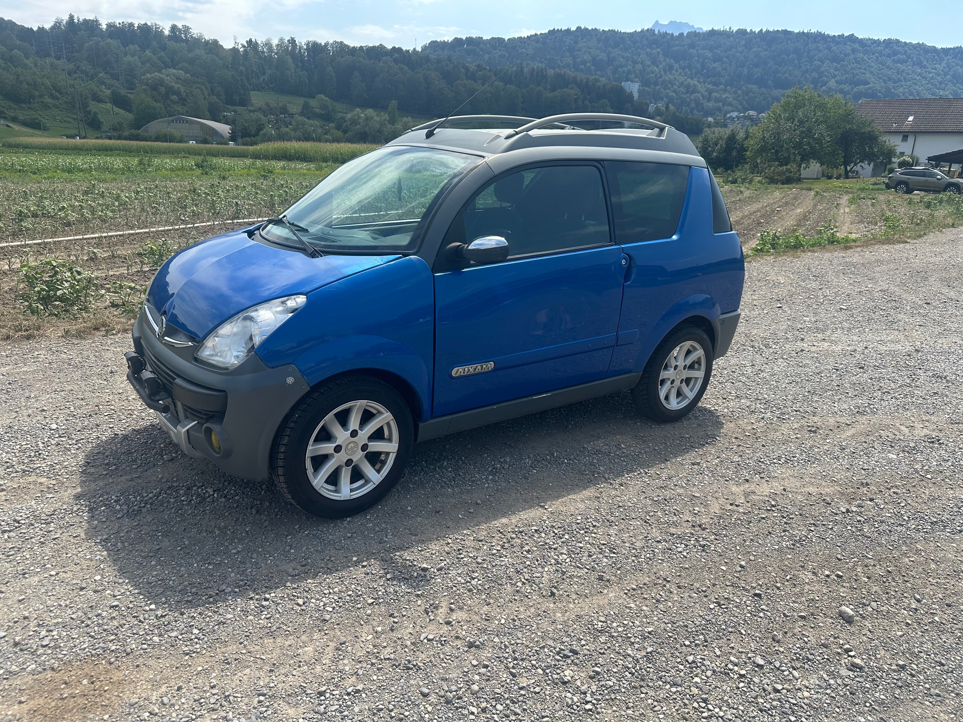 Car photo