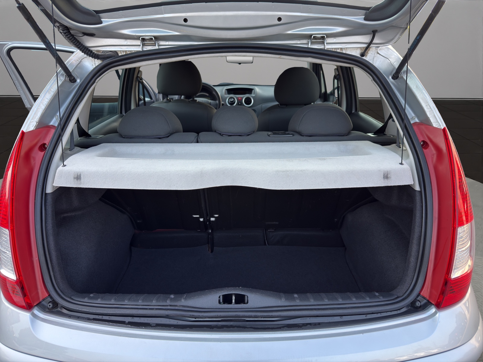 CITROEN C3 1.1i Furio-image-16