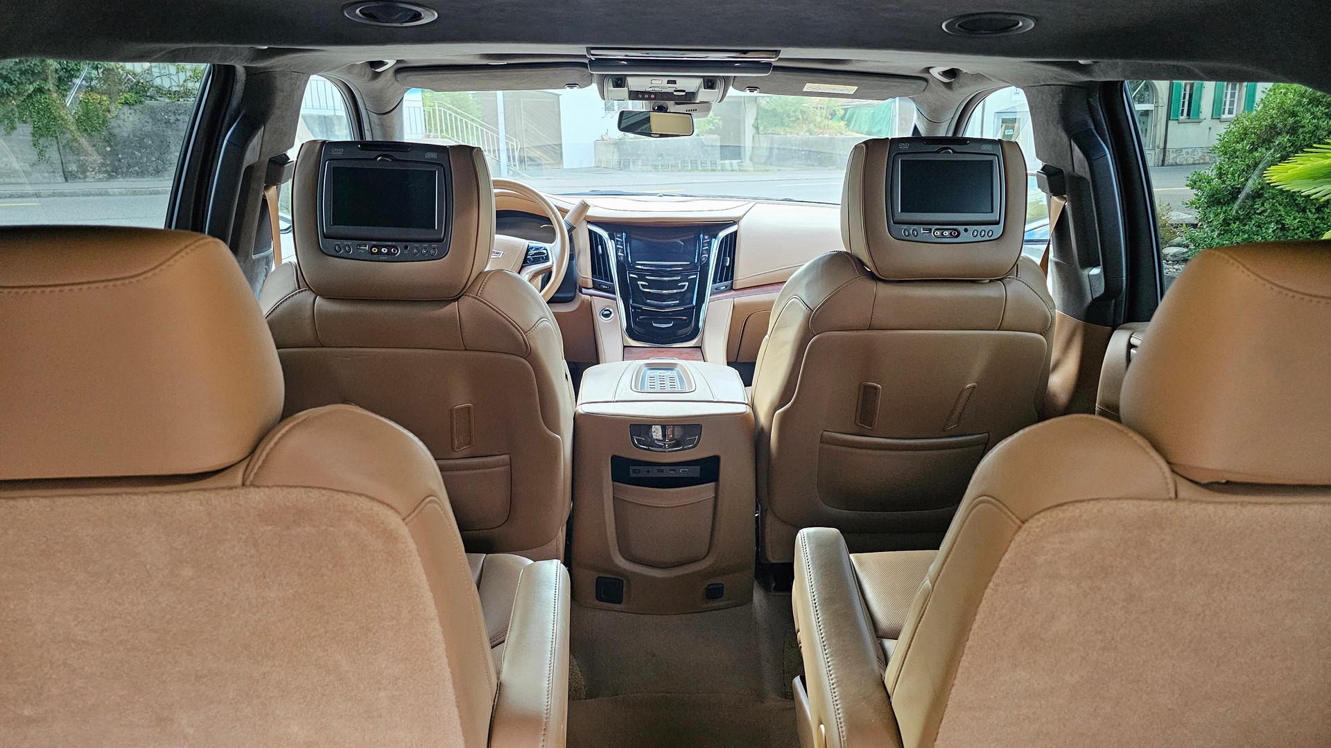 CADILLAC Escalade 6.2 ESV Platinum Automatic-image-11