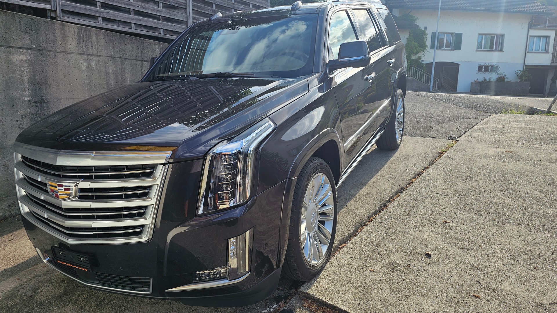 CADILLAC Escalade 6.2 ESV Platinum Automatic-image-3