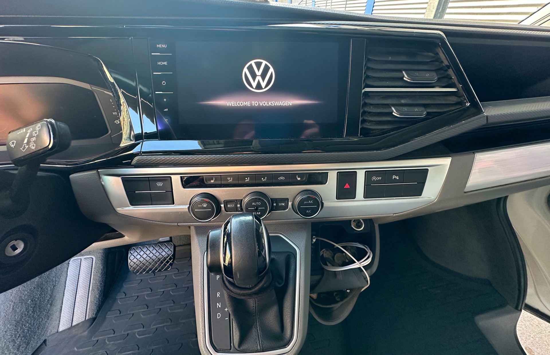 VW 2.0 TDI 204 Ocean Edition Liberty DSG 4m-image-4
