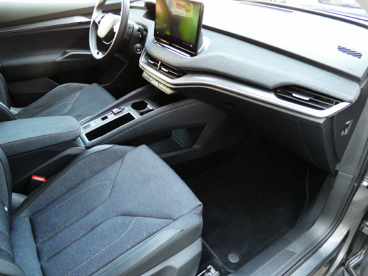 SKODA Elroq 85-image-9