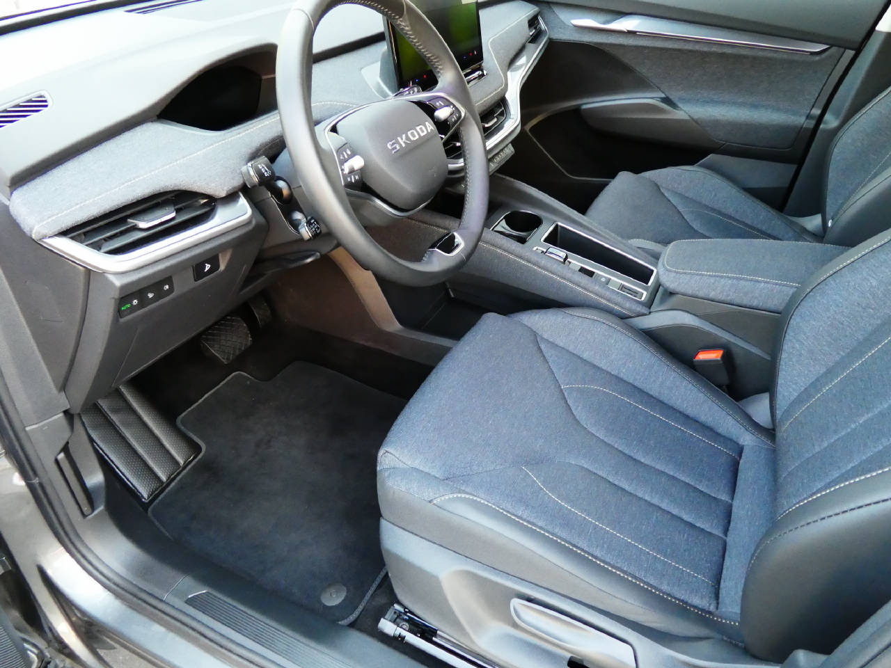 SKODA Elroq 85-image-8