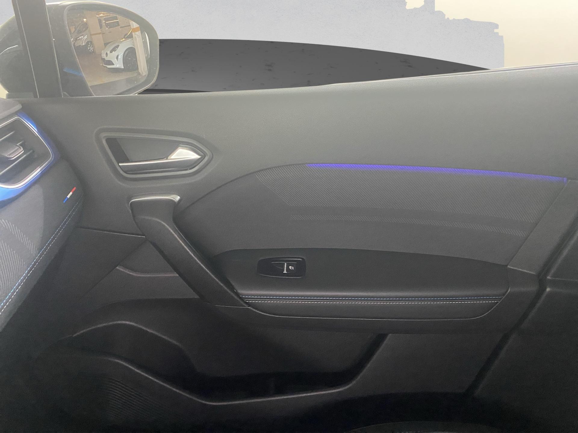 RENAULT Captur 1.3 TCe Esprit Alpine EDC-image-26
