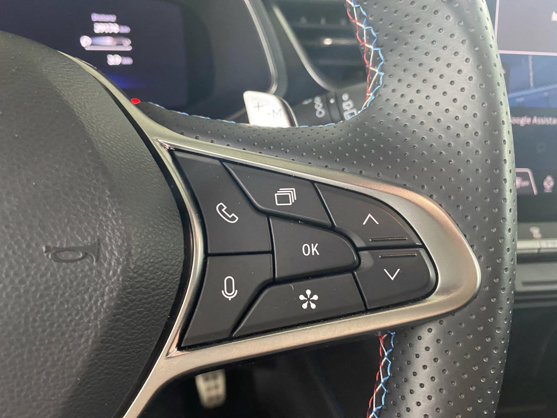 RENAULT Captur 1.3 TCe Esprit Alpine EDC-image-21