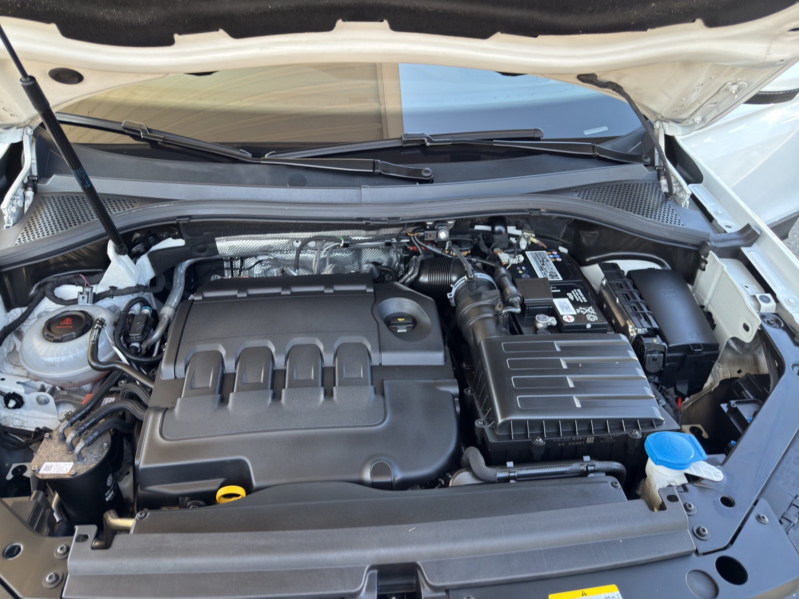 VW Tiguan 2.0 TDI SCR Highline 4Motion DSG-image-14