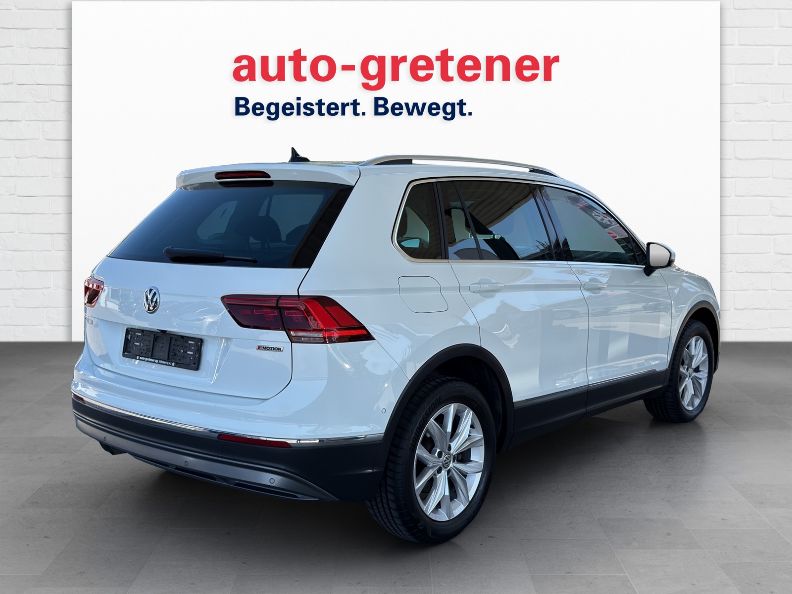 VW Tiguan 2.0 TDI SCR Highline 4Motion DSG-image-2