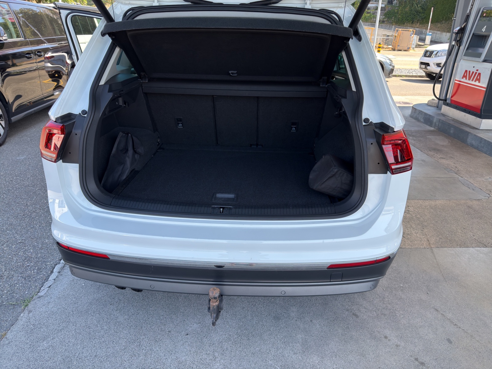 VW Tiguan 2.0 TDI SCR Highline 4Motion DSG-image-13