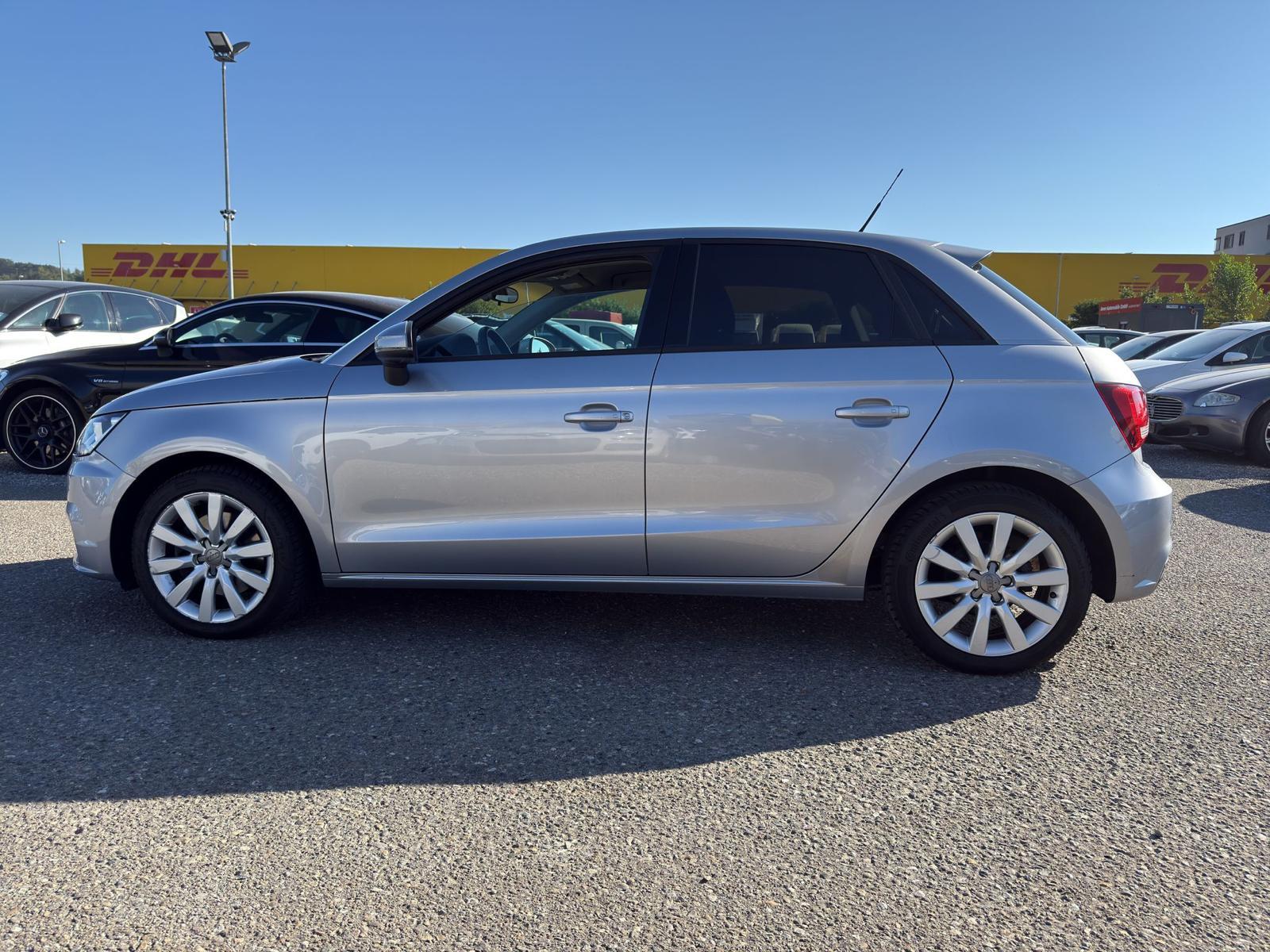 AUDI A1 Sportback 1.4 TFSI COD Sport-image-6