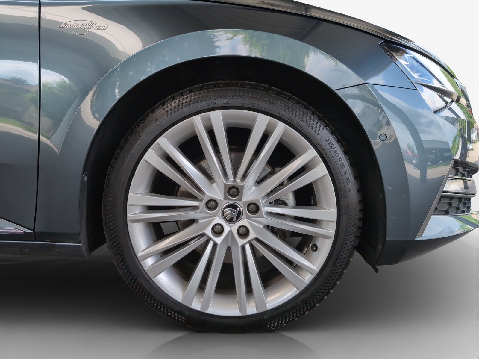 SKODA Superb Combi 2.0 TDi L&K 4x4 DSG-image-15