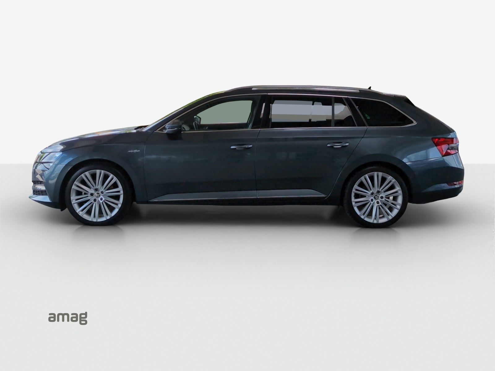 SKODA Superb Combi 2.0 TDi L&K 4x4 DSG-image-1