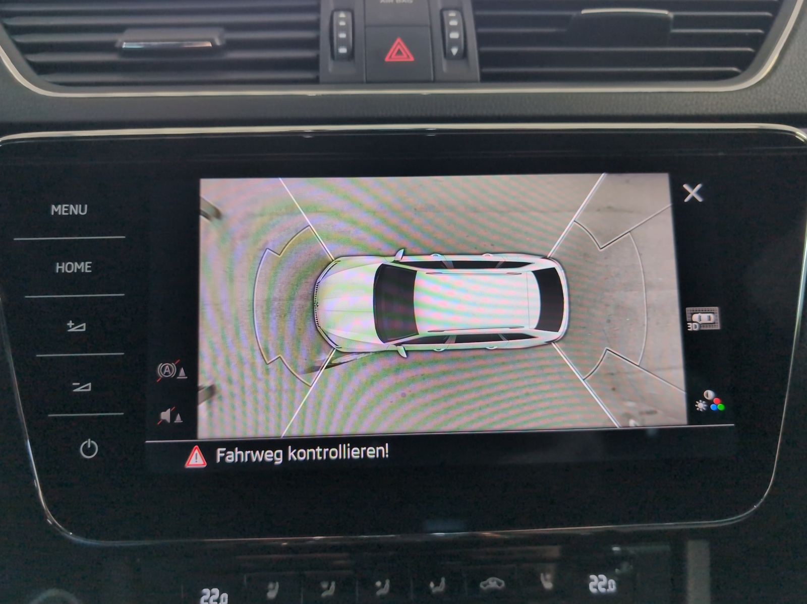 SKODA Superb Combi 2.0 TDi L&K 4x4 DSG-image-13