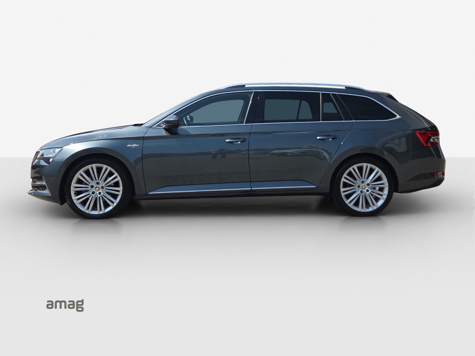SKODA Superb Combi 2.0 TDi L&K 4x4 DSG-image-1