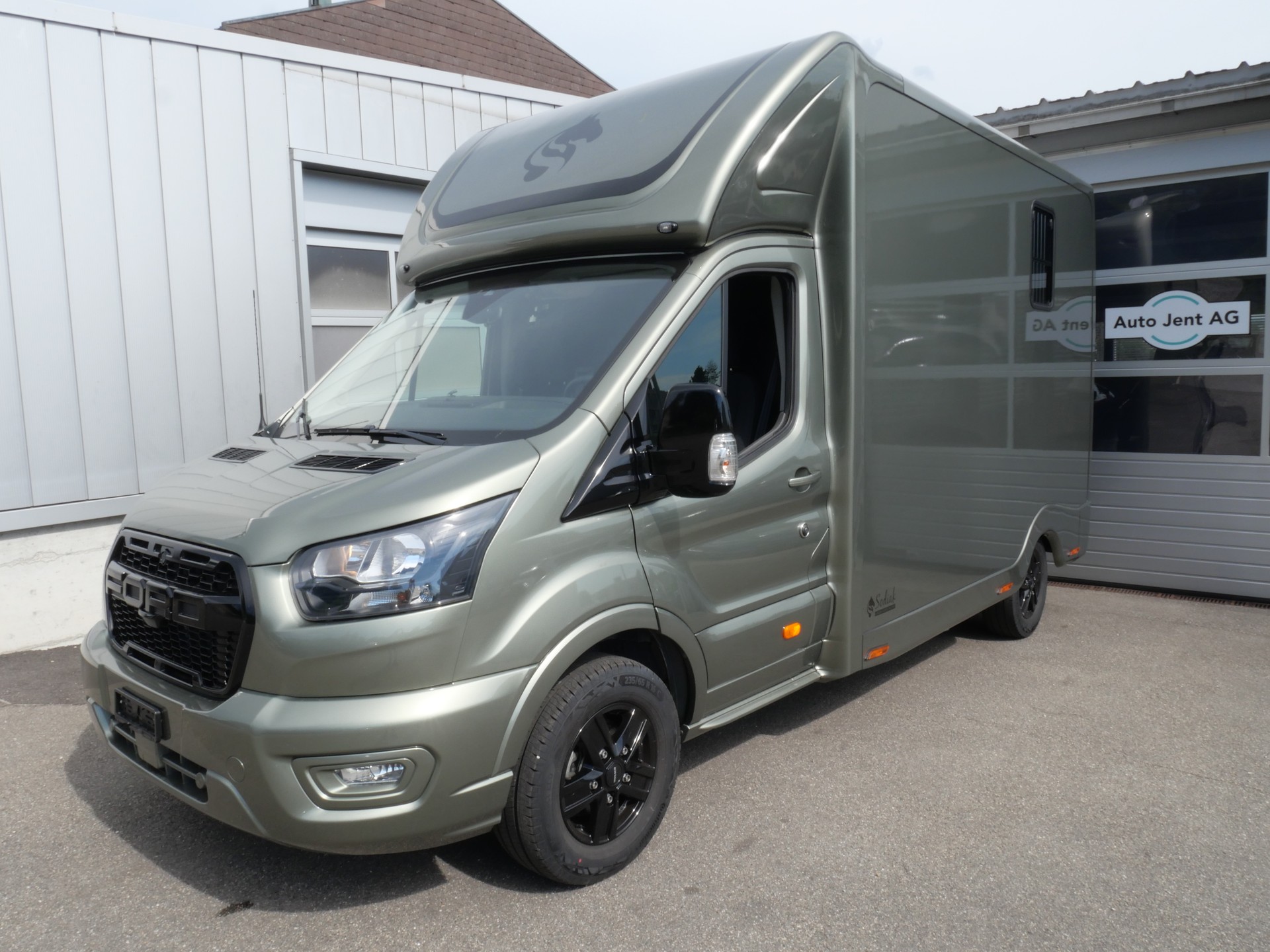 FORD Sodiak Luxury Horsetrucks Pferdetransporter Selbstfahrer-image-0