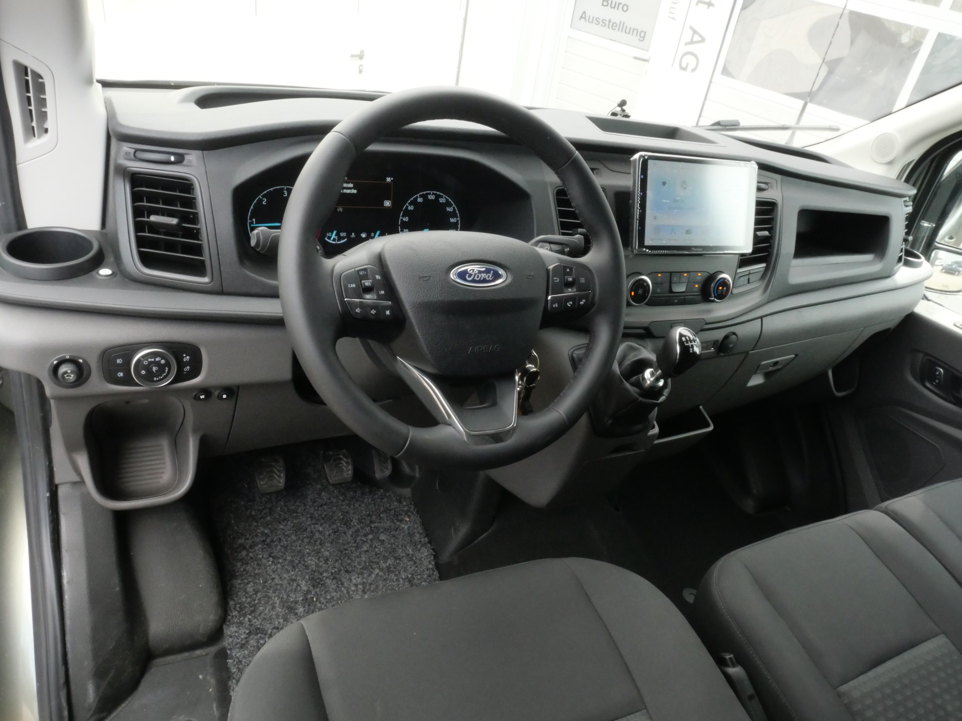 FORD Sodiak Luxury Horsetrucks Pferdetransporter Selbstfahrer-image-20
