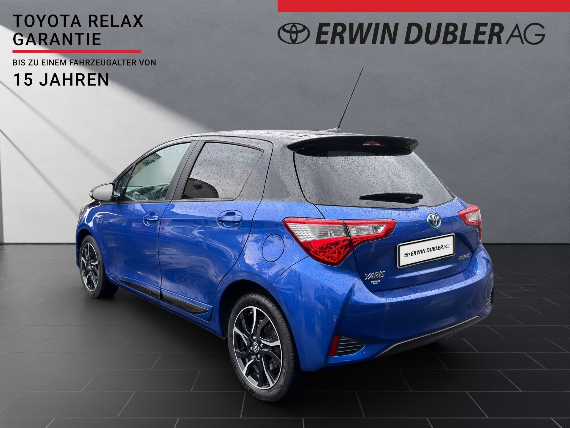 TOYOTA Yaris 1.5 VVT-i HSD Style-image-2