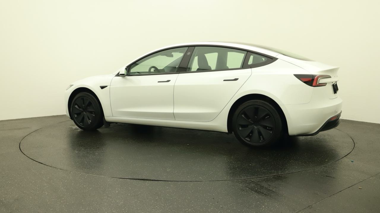 TESLA Model 3 Long Range RWD-image-2