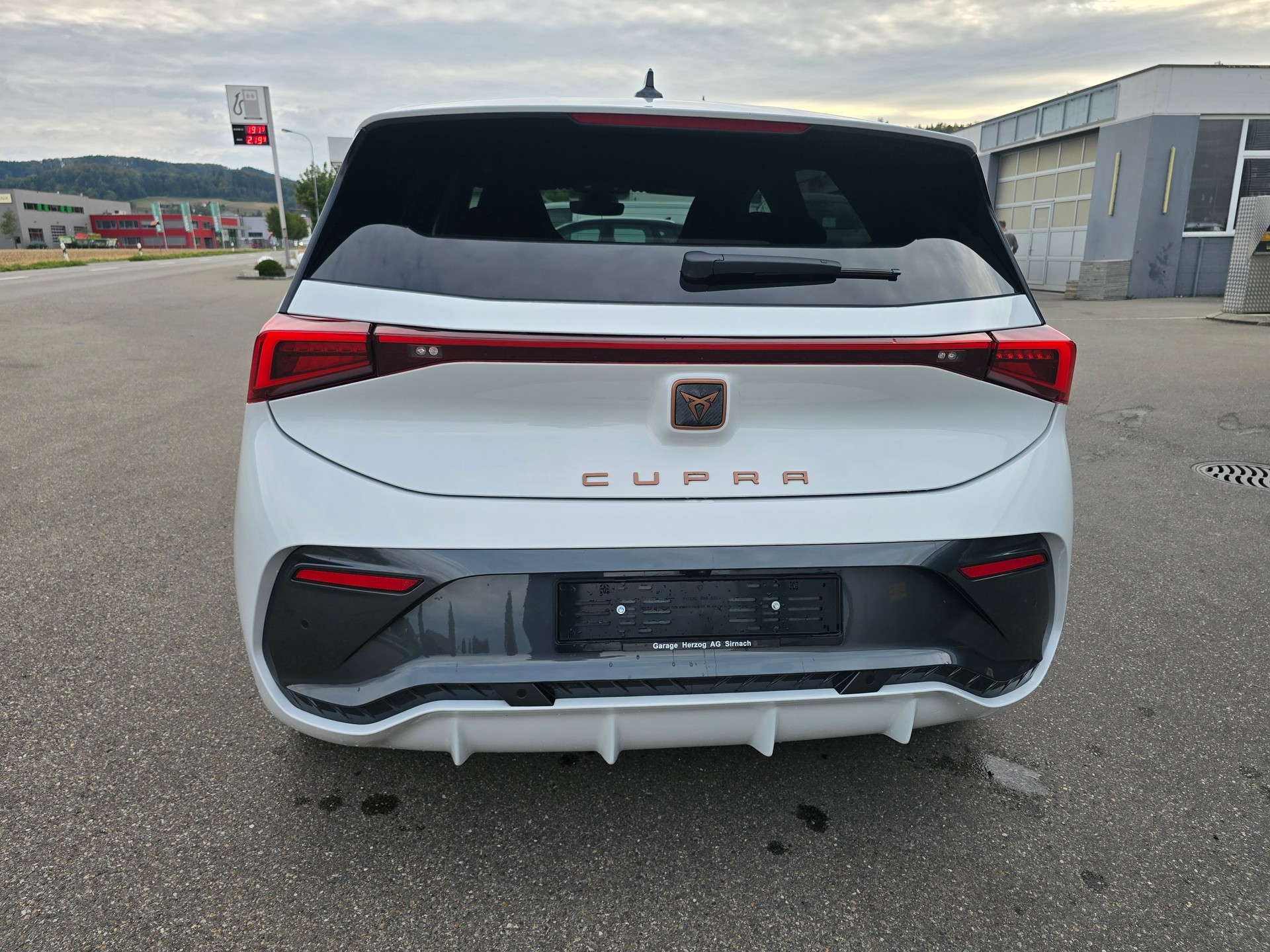 CUPRA Born 77 kWh e-Boost-image-3