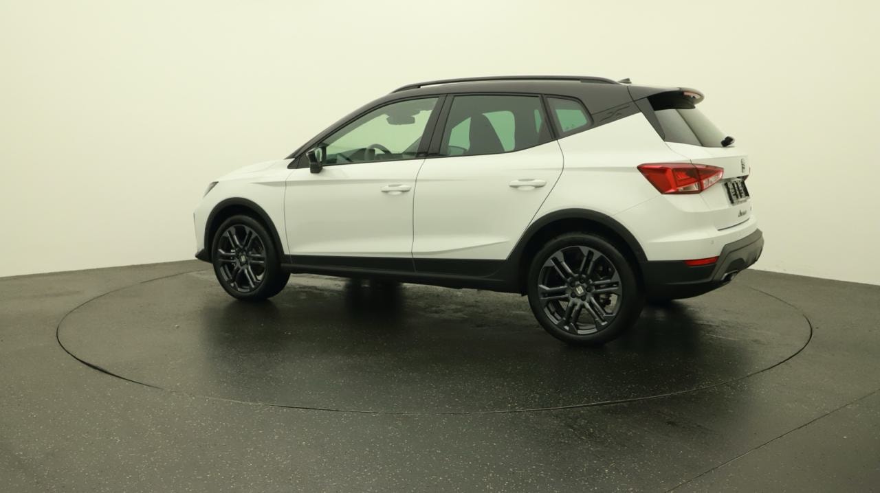 SEAT Arona 1.5 Eco TSI FR DSG-image-2