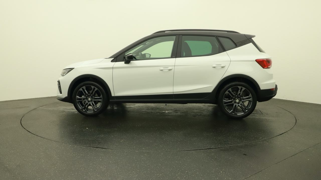 SEAT Arona 1.5 Eco TSI FR DSG-image-1