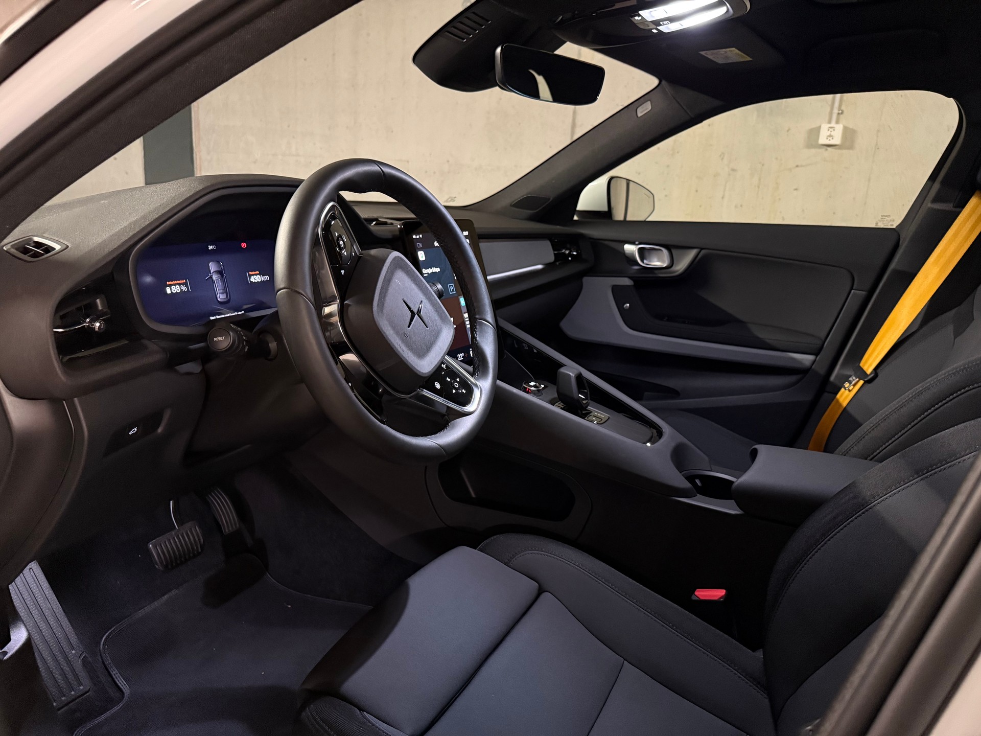 POLESTAR Polestar 2 Long Range Dual Performance 82 kWh MY25-image-9