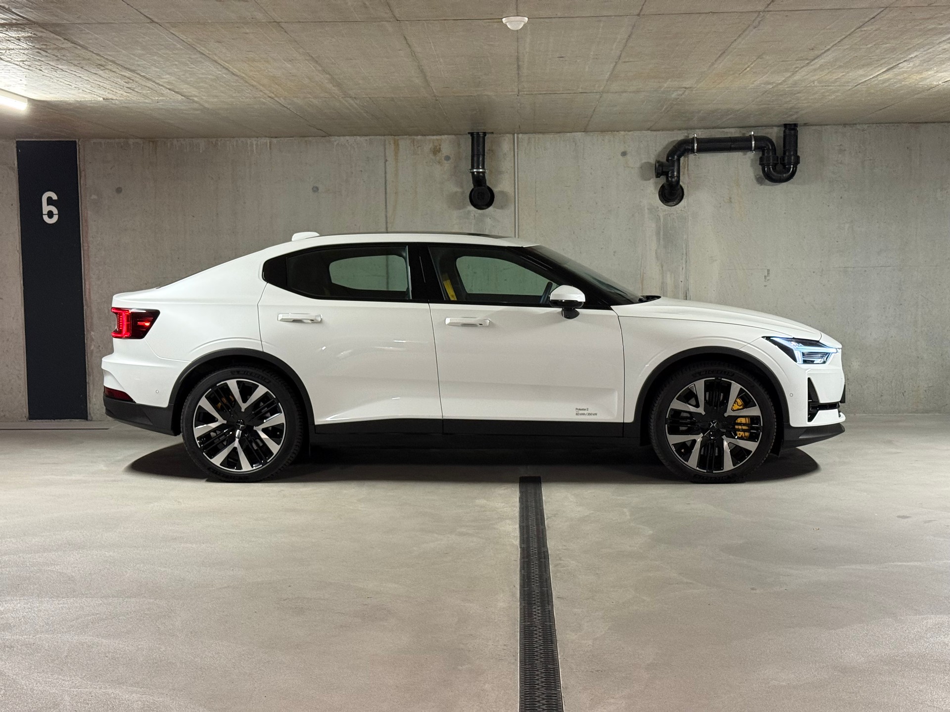 POLESTAR Polestar 2 Long Range Dual Performance 82 kWh MY25-image-4