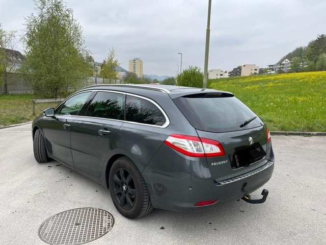 PEUGEOT 508 Break 1.6i-image-1