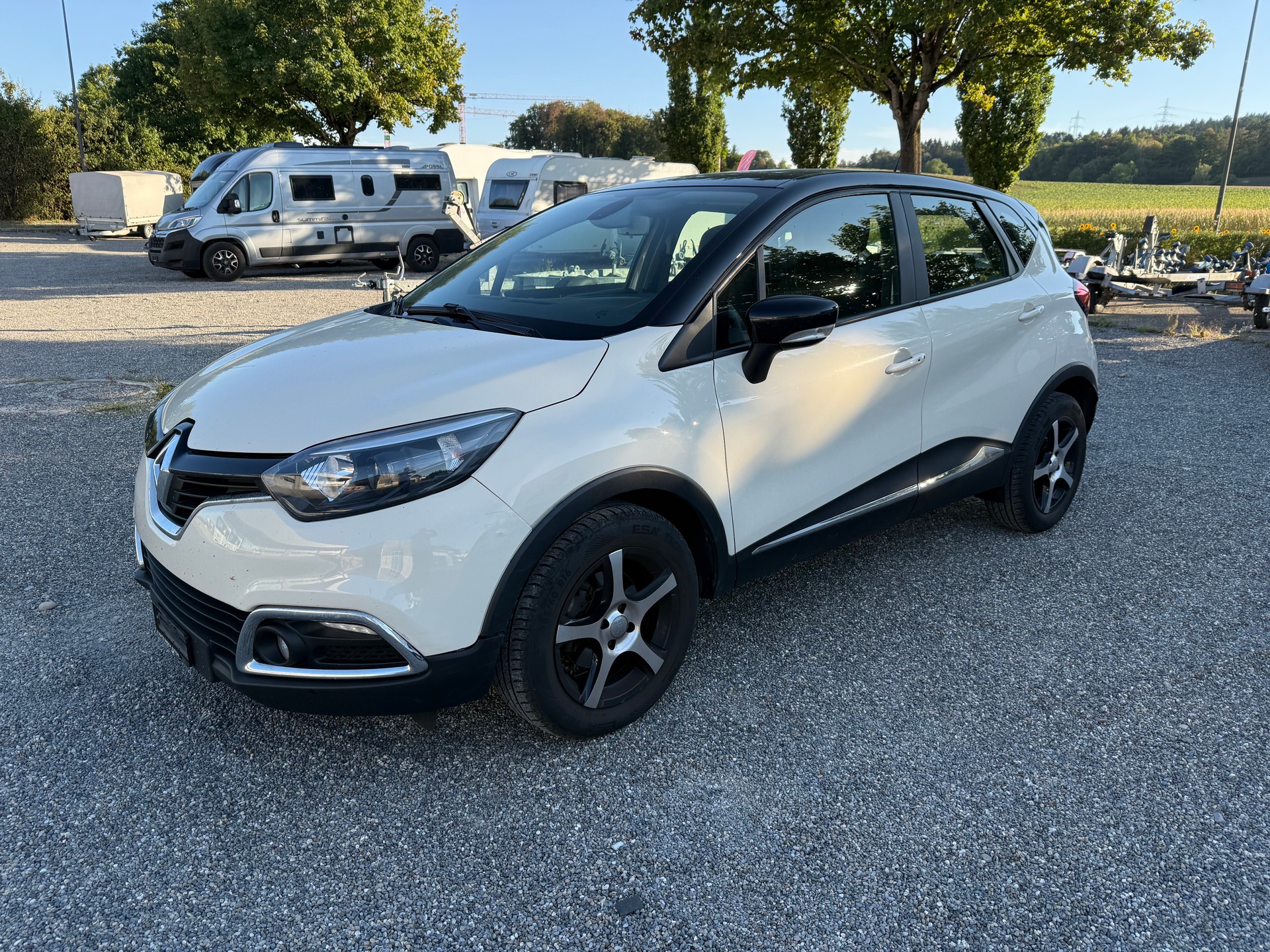 RENAULT Captur 1.2 T 16V Dynamique EDC-image-0