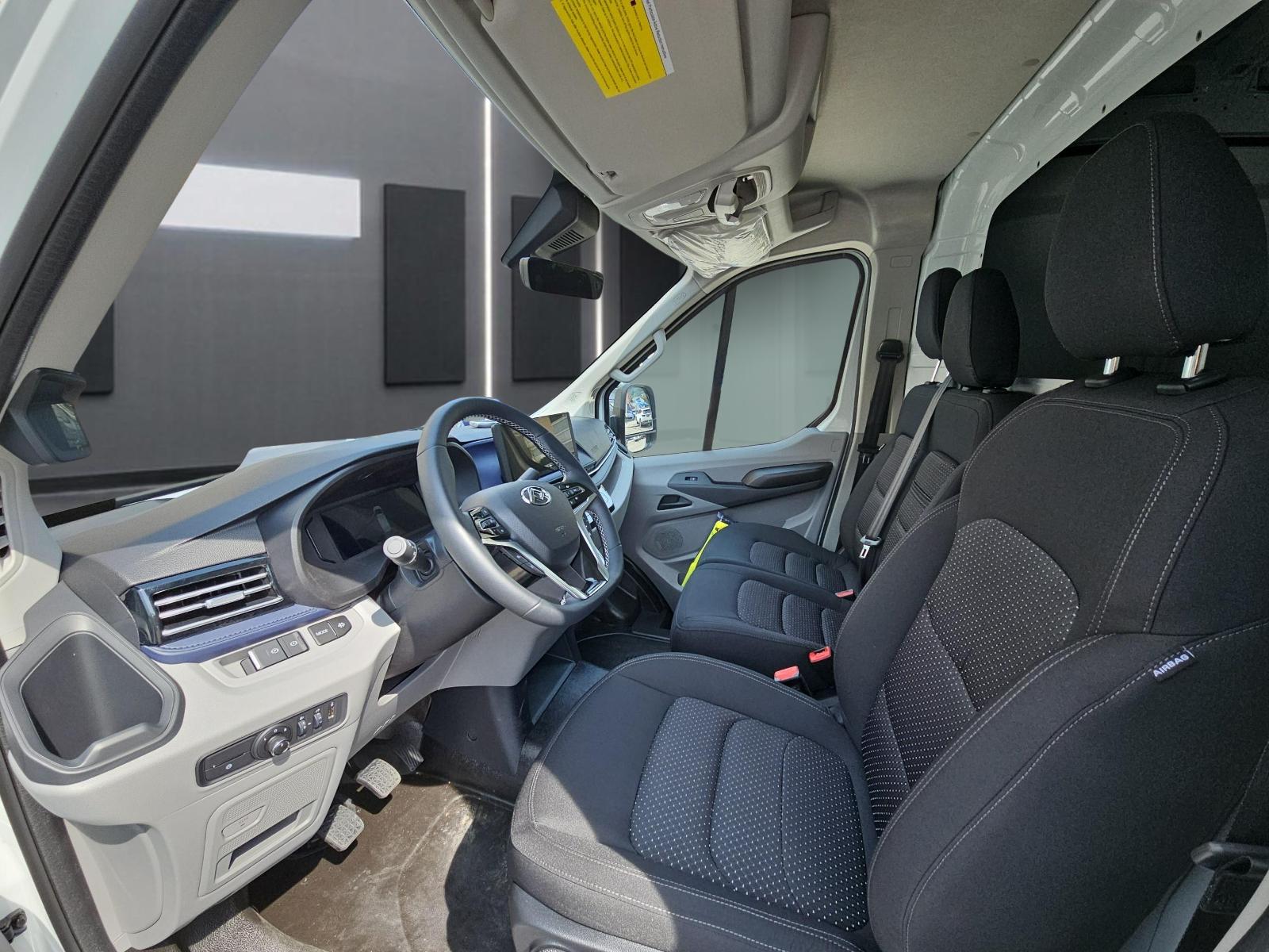 MAXUS Deliver 9 Kaw. L3H2 2.0 TD Luxury-image-8