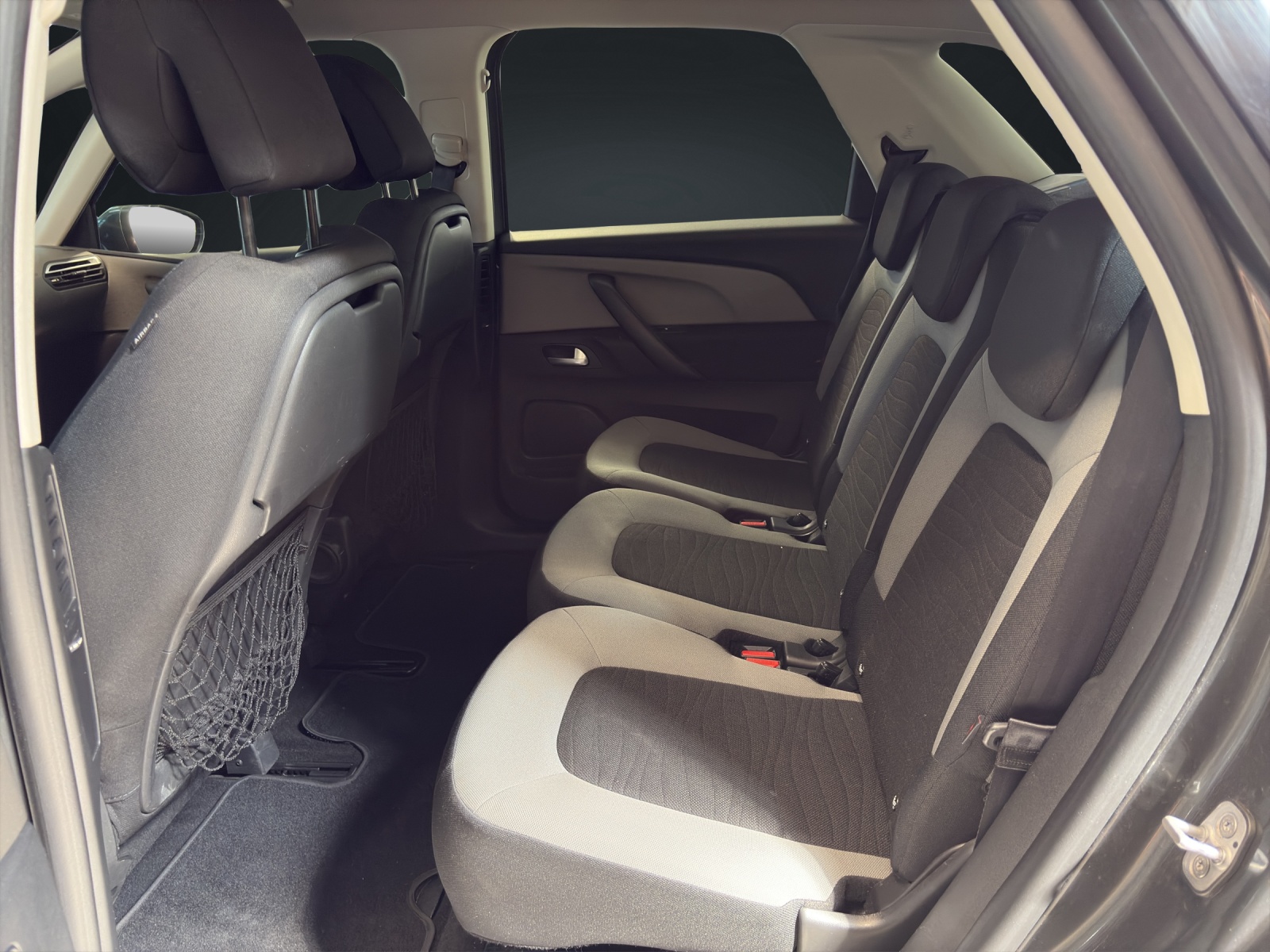 CITROEN C4 Picasso 1.6 e-HDi Exclusive ETG6-image-13