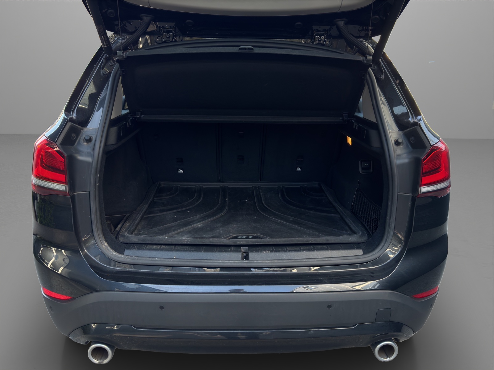 BMW X1 sDrive 18d Steptronic-image-11