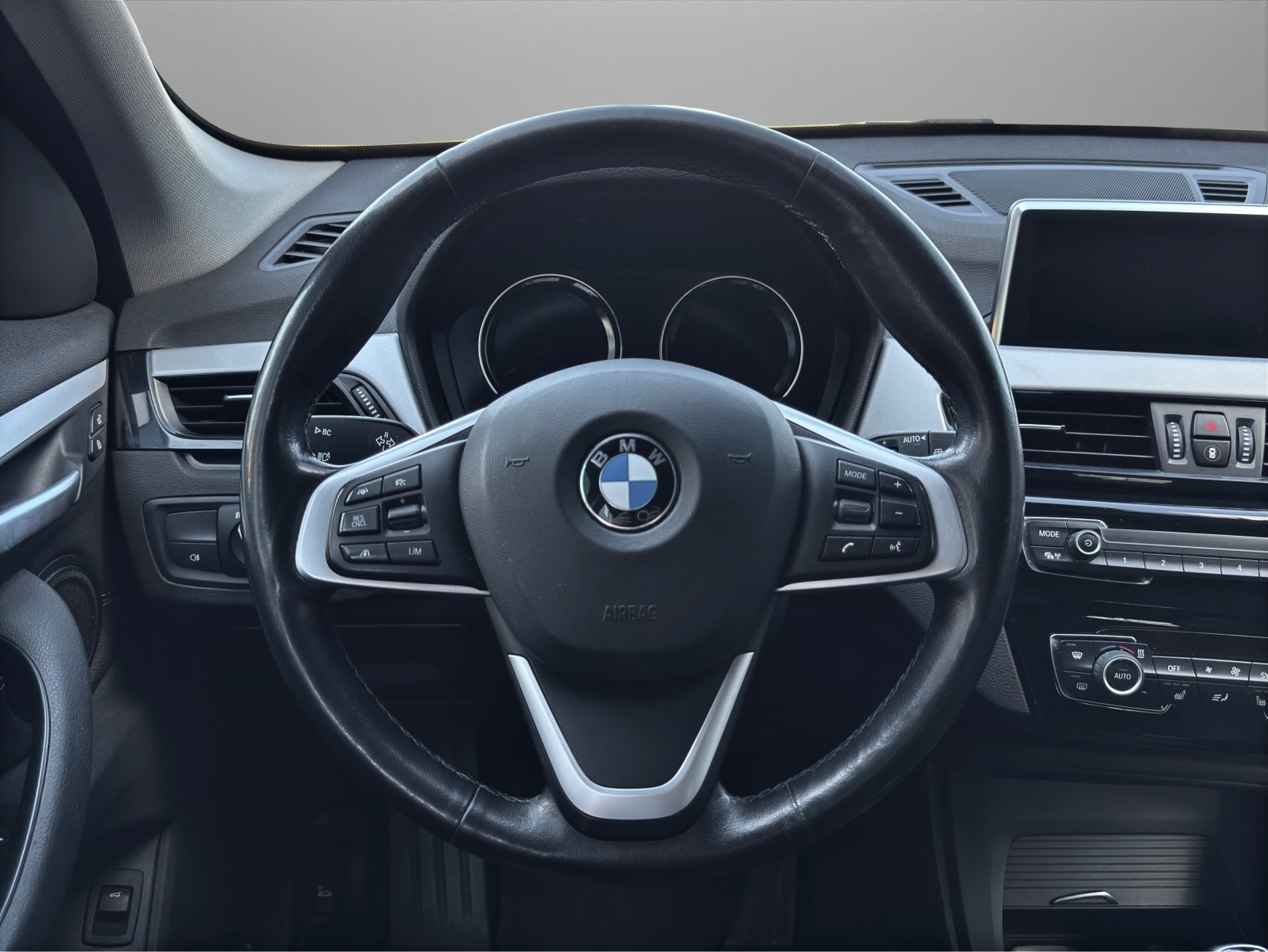 BMW X1 sDrive 18d Steptronic-image-9