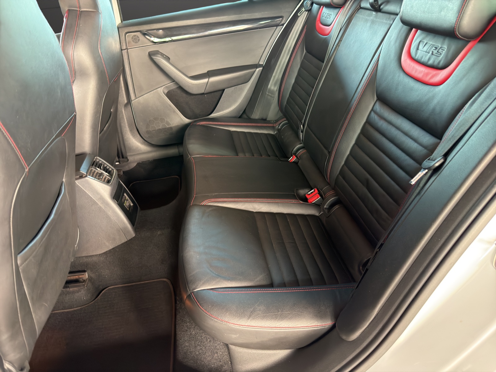 SKODA Octavia Combi 2.0 TSI RS DSG – WRS Challenge | 220 PS | Sport-Kombi | Garantie | Fahrspass Pur!-image-8