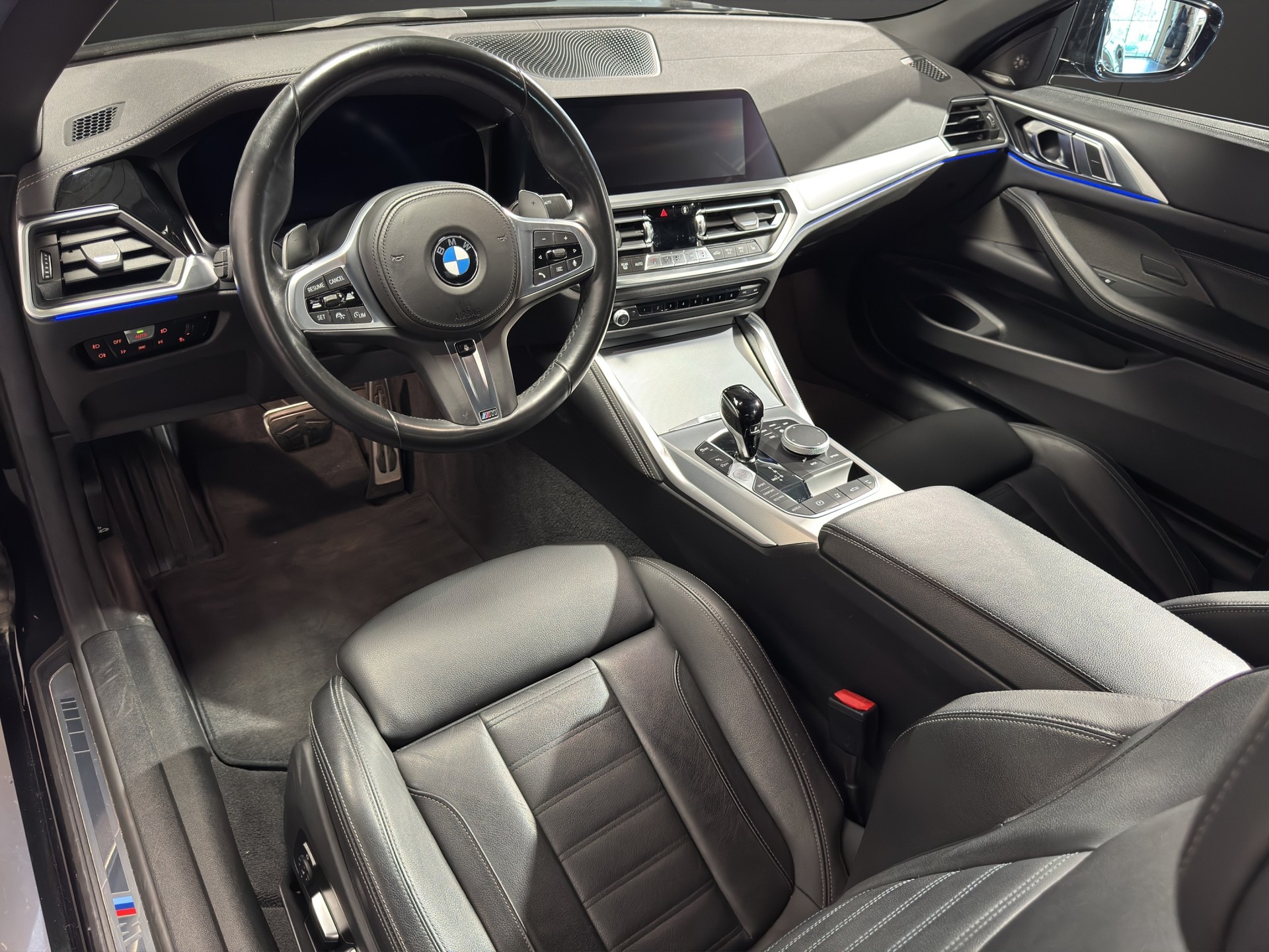 BMW 420i Cabrio-image-7