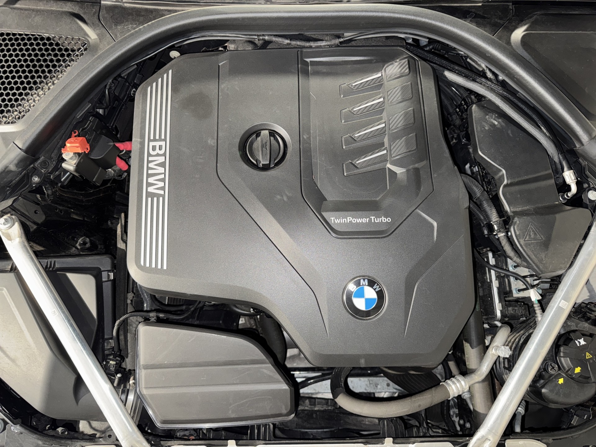 BMW 420i Cabrio-image-21