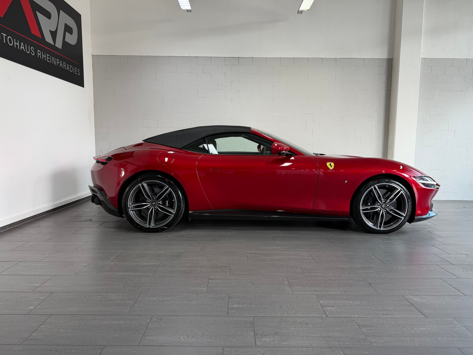 FERRARI Roma 3.9 V8 T * SPIDER * CARBON * LED Lenkrad * Beifahrerdisplay *-showroom-element-3