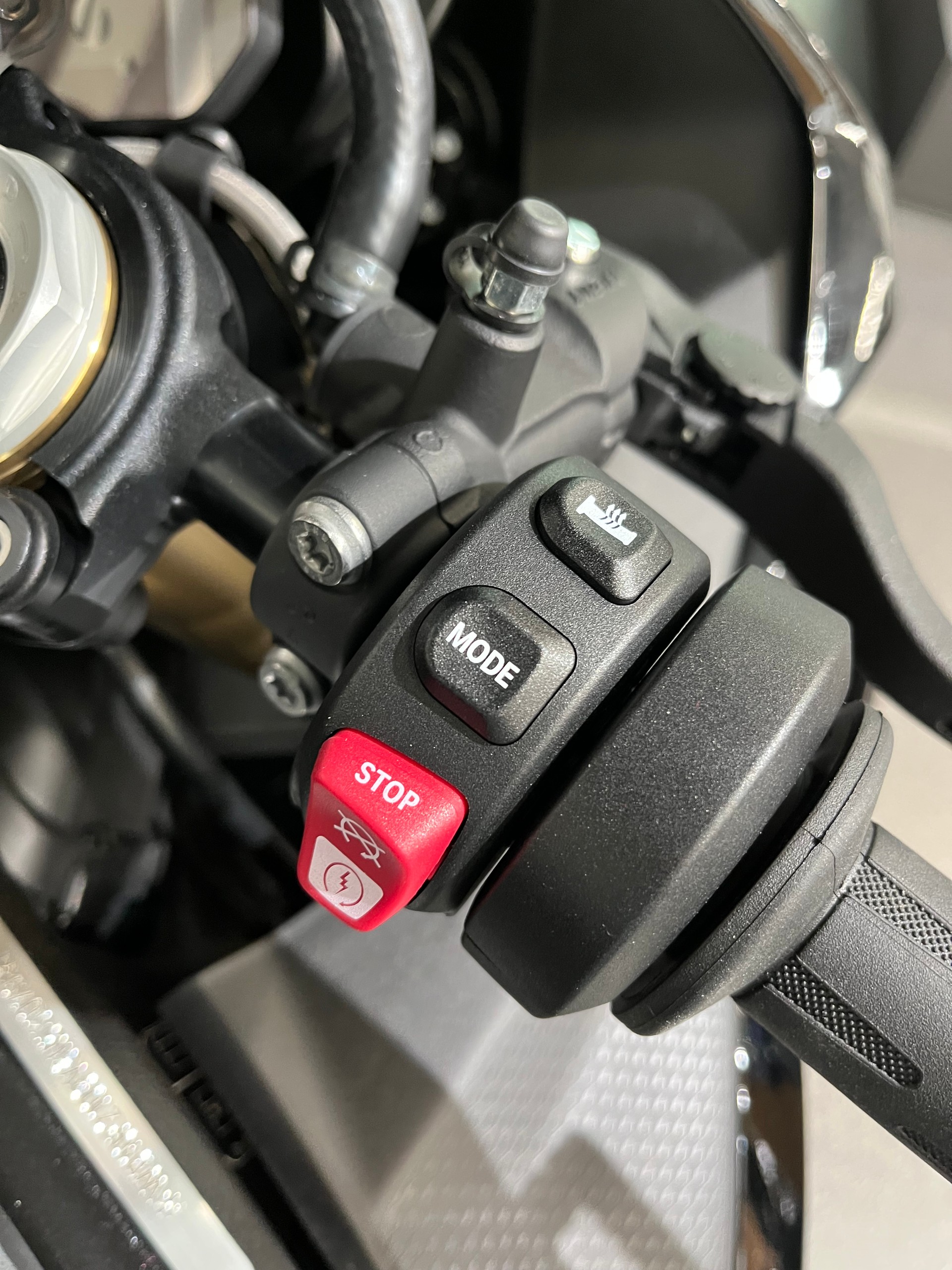 BMW S 1000 RR - Spätig Umbau-image-6