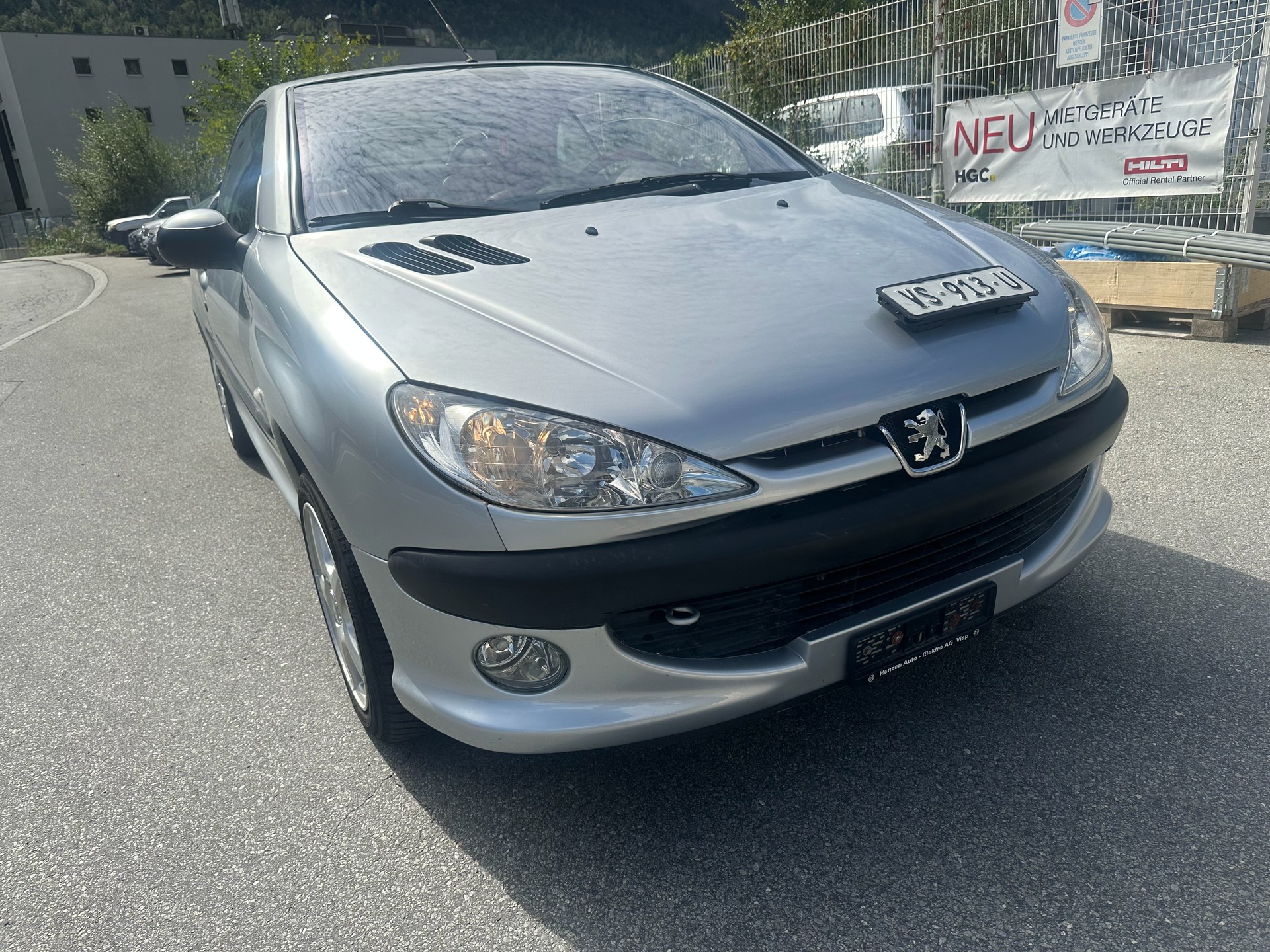 PEUGEOT 206 CC 1.6 16V Roland Garros Automatic-image-3