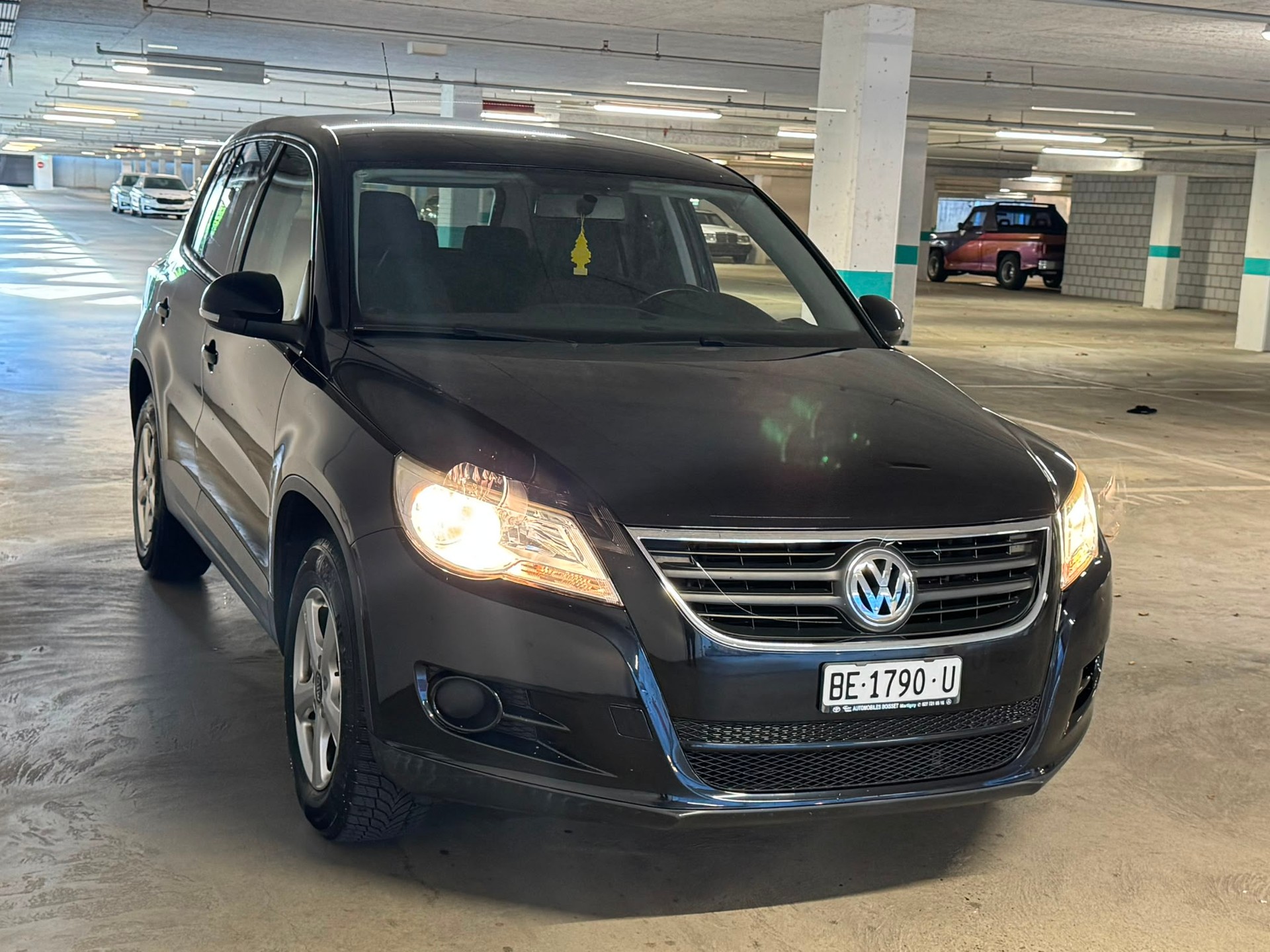 VW Tiguan 2.0 TSI Sport&Style Tiptronic-image-5