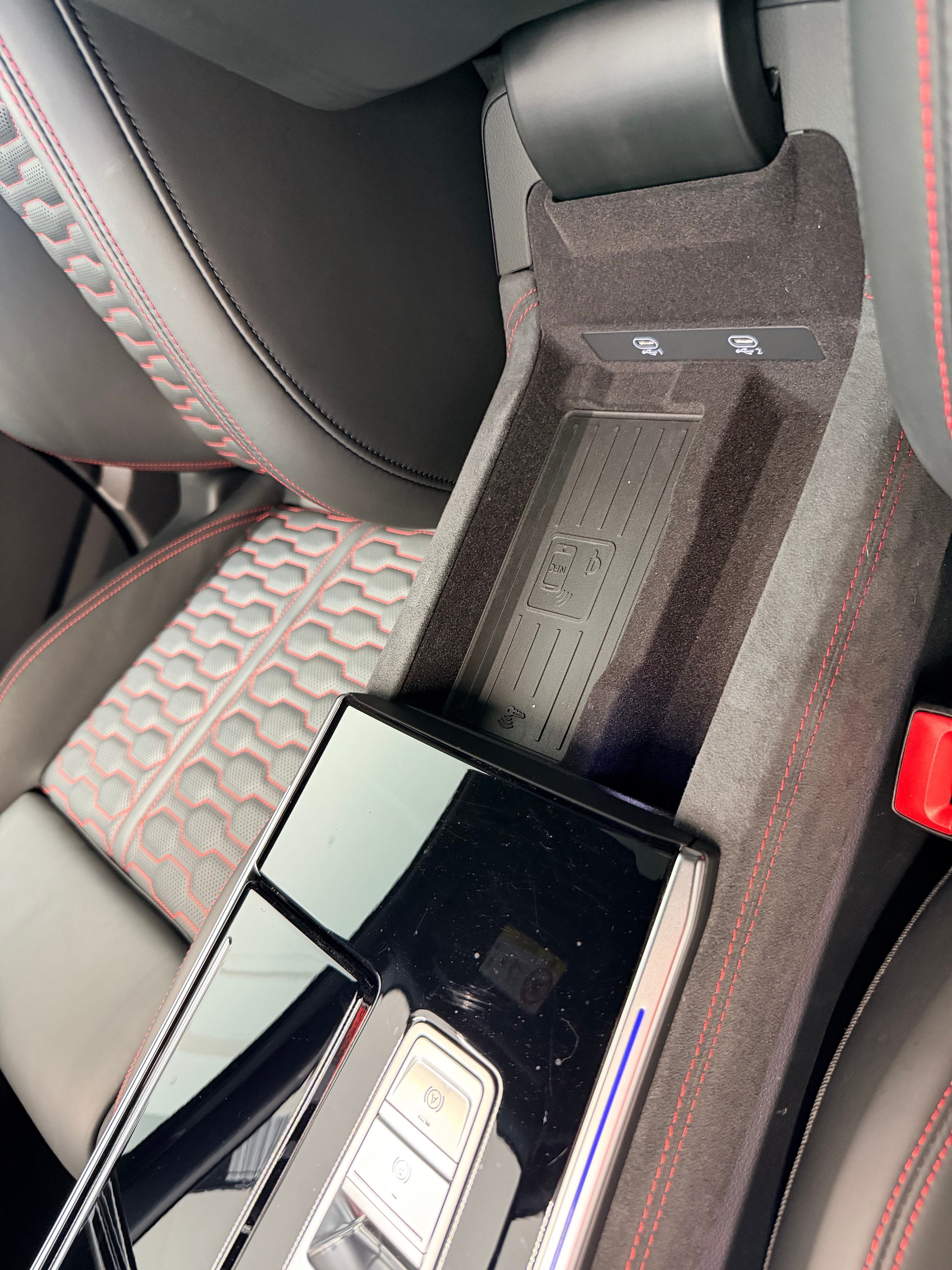 AUDI RS6 Avant 4.0 TFSI V8 Performance quattro-image-28