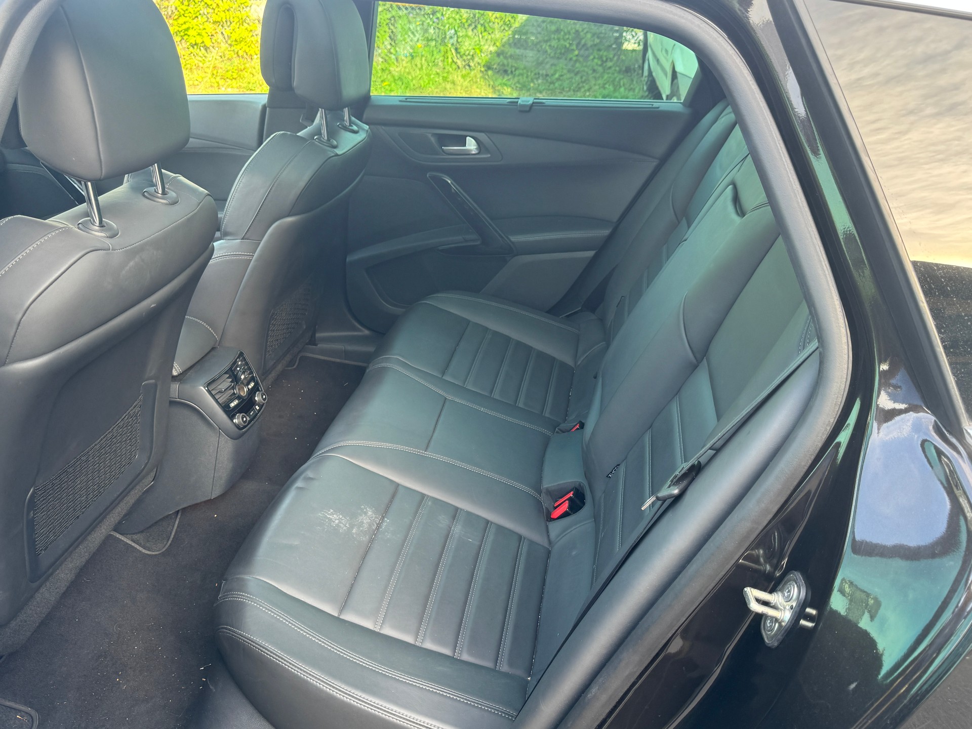 PEUGEOT 508 SW 1.6 16V T Allure-image-13