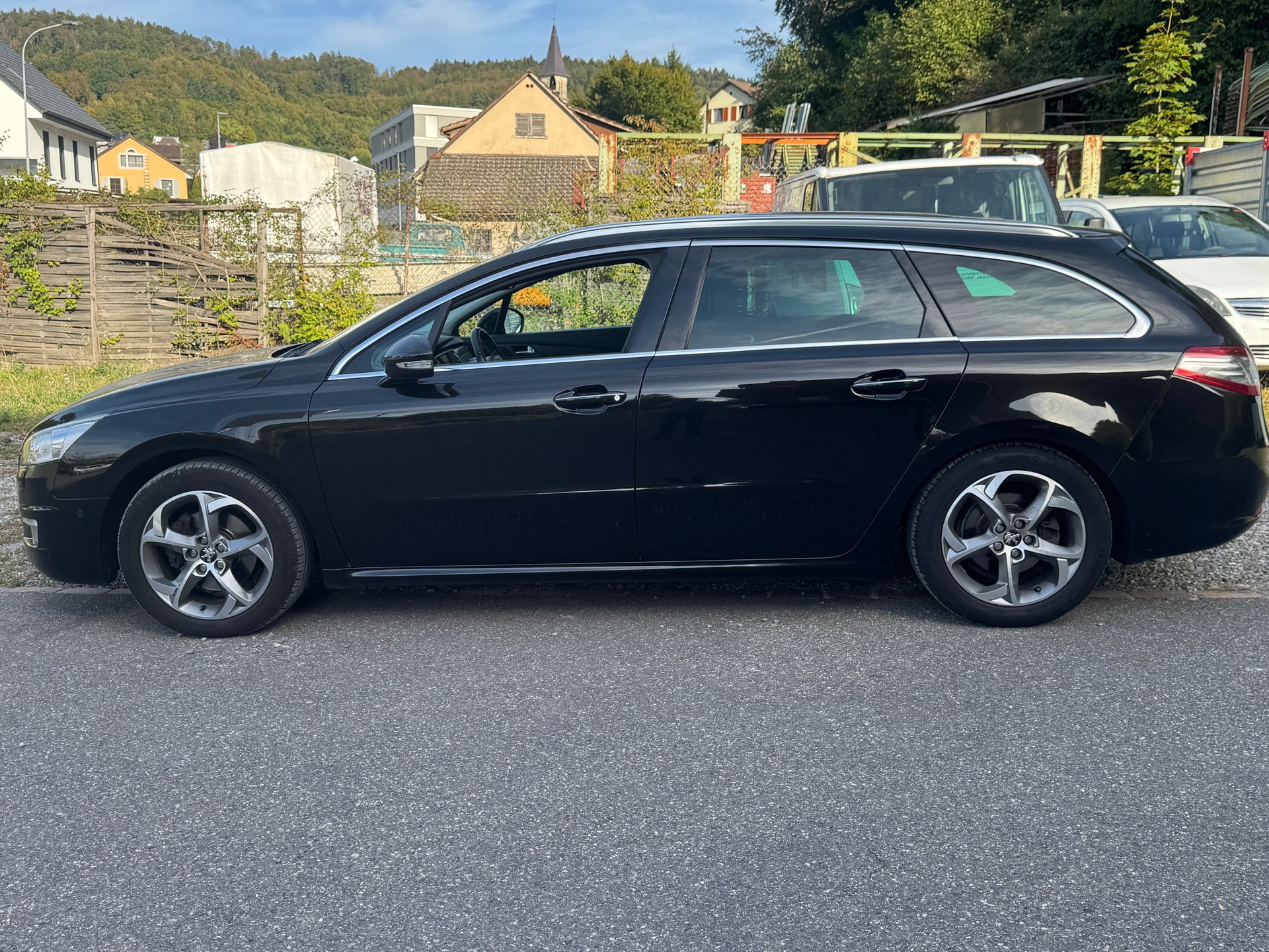 PEUGEOT 508 SW 1.6 16V T Allure-image-3