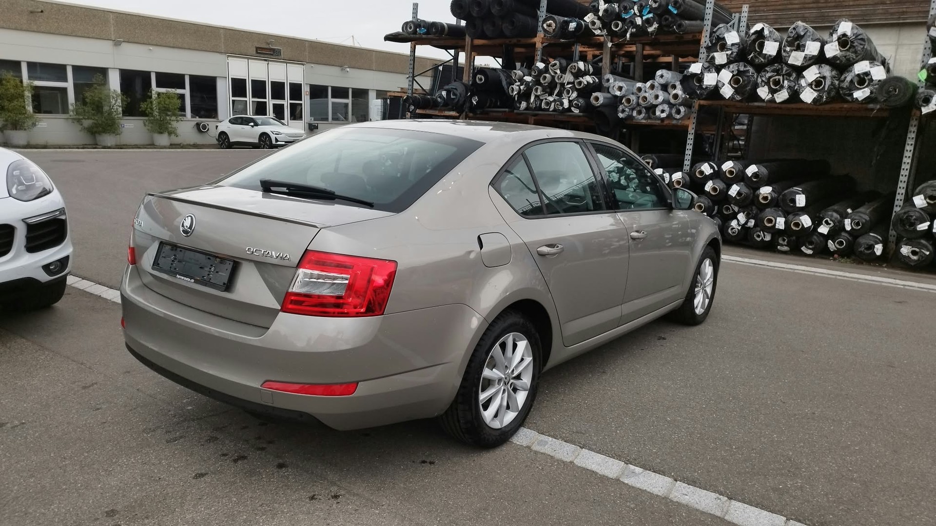 SKODA Octavia 1.8 TSI Elegance DSG-image-15