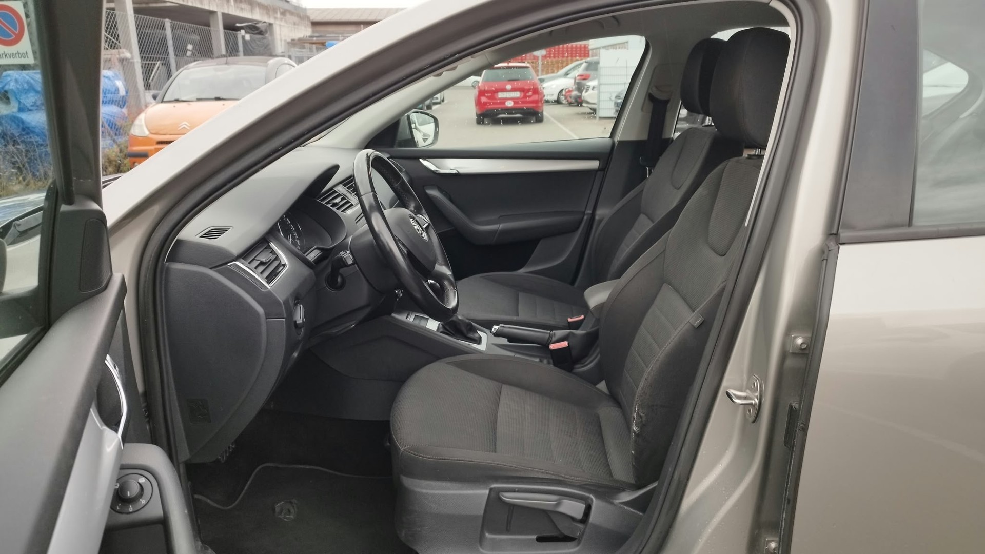 SKODA Octavia 1.8 TSI Elegance DSG-image-7