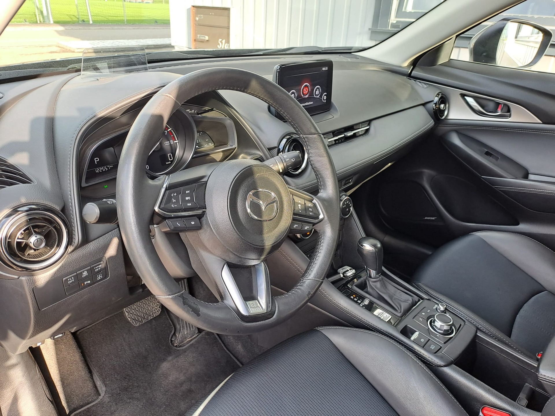 MAZDA CX-3 SKYACTIV-G 150 Revolution AWD Automat-image-11