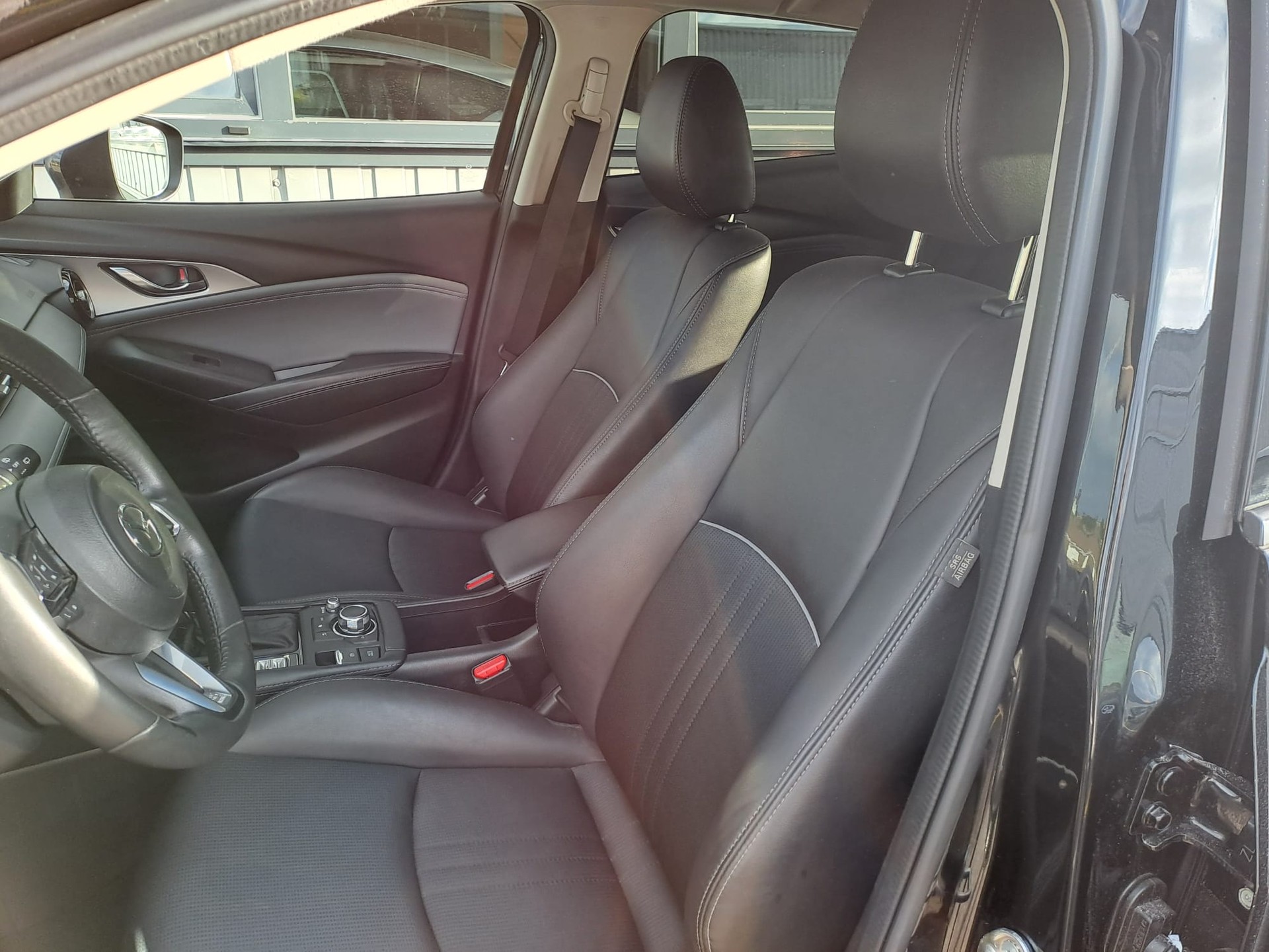 MAZDA CX-3 SKYACTIV-G 150 Revolution AWD Automat-image-10