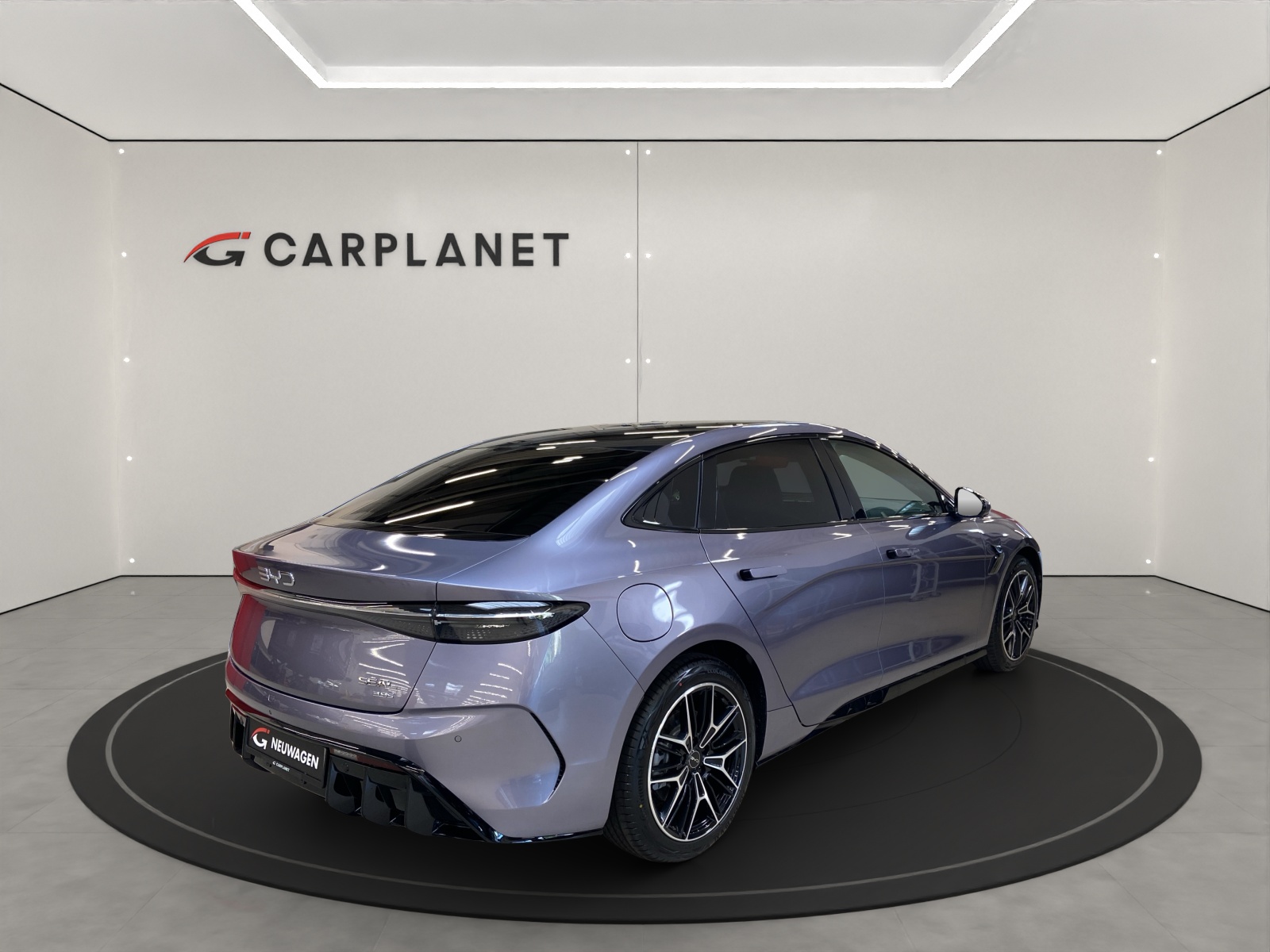 BYD Seal Excellence AWD DEMO-showroom-element-1