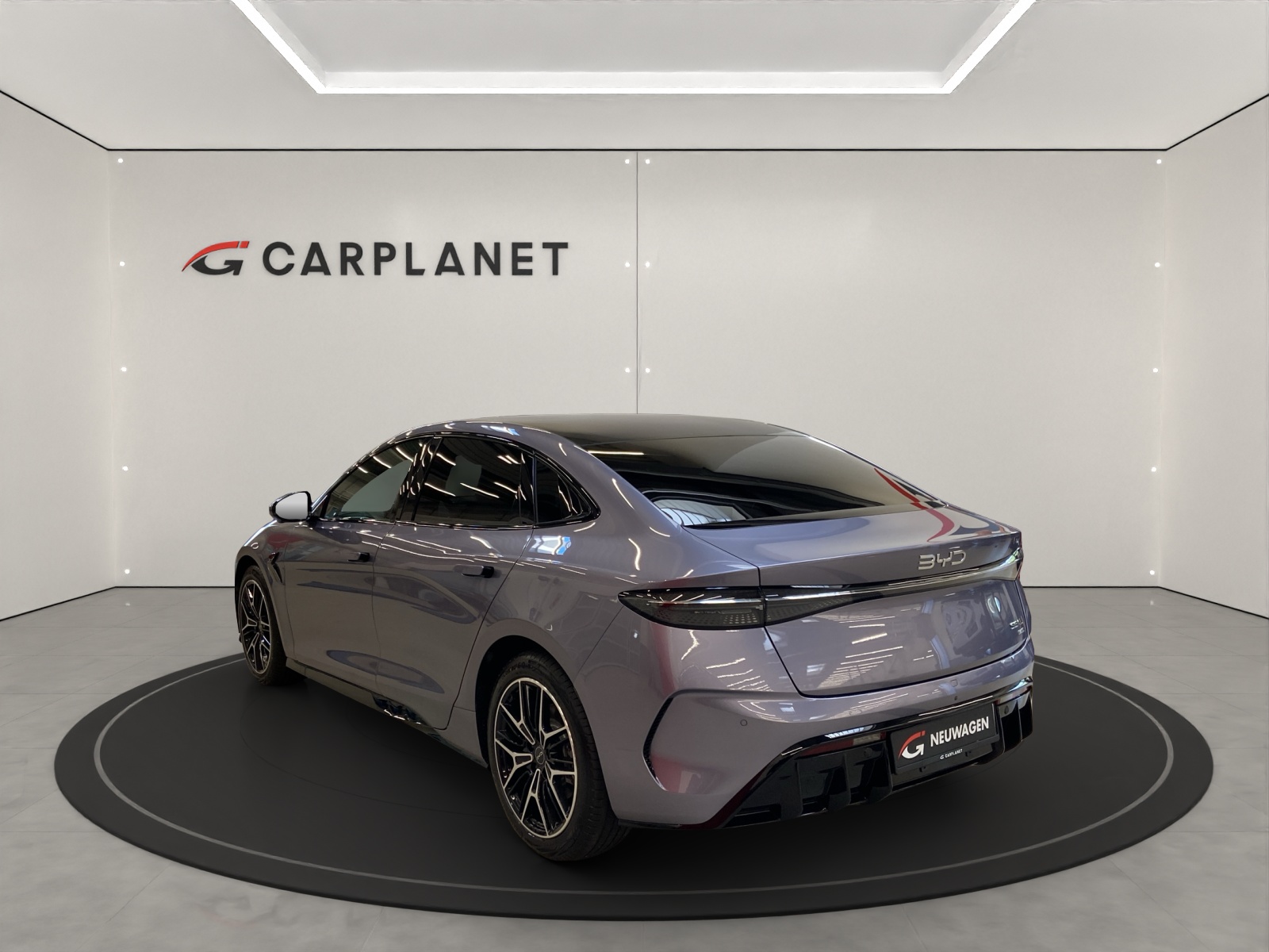 BYD Seal Excellence AWD DEMO-showroom-element-2